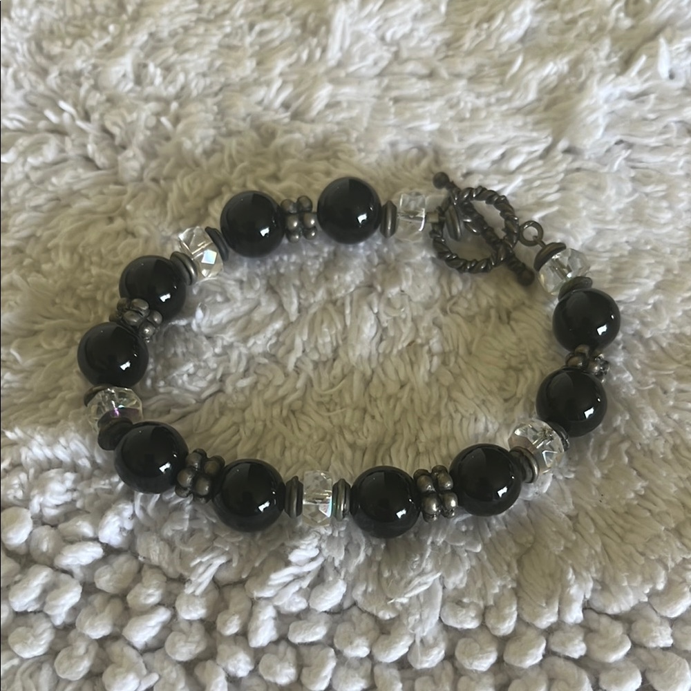 Elegant Black Beaded Bracelet